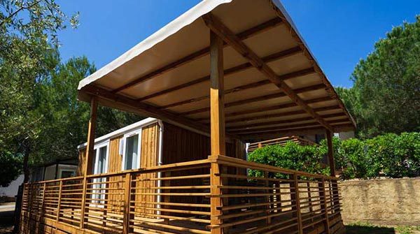 MOBILHOME PREMIUM <br><span class="subtitle-room">1 Schlafzimmer – 4 Pers. max – Bergenblick</span>