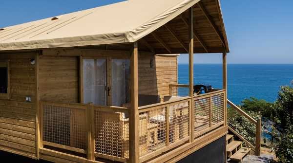 ECOLODGE auf Pfählen mit Meerblick mit Wasser & Sanitäre (5/7 Pers.) Model 2019